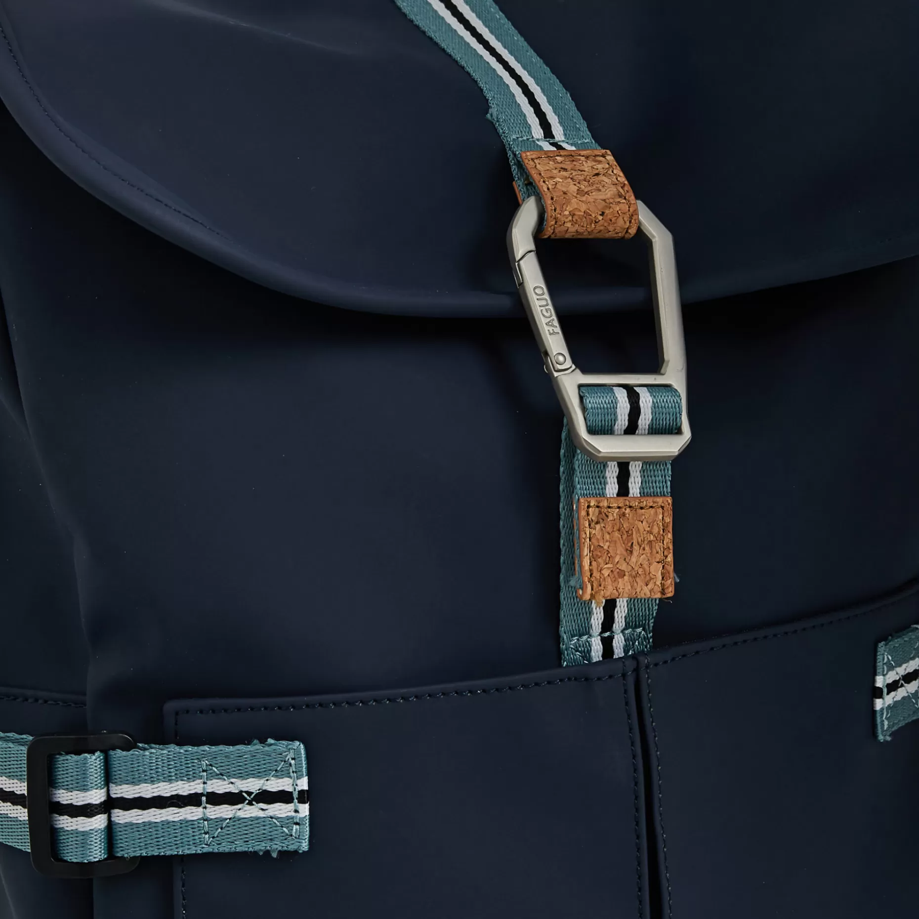 FAGUO Sacs Déperlants*Sac A Dos En Polyester Recycle Bleu Marine - Modele Commuter