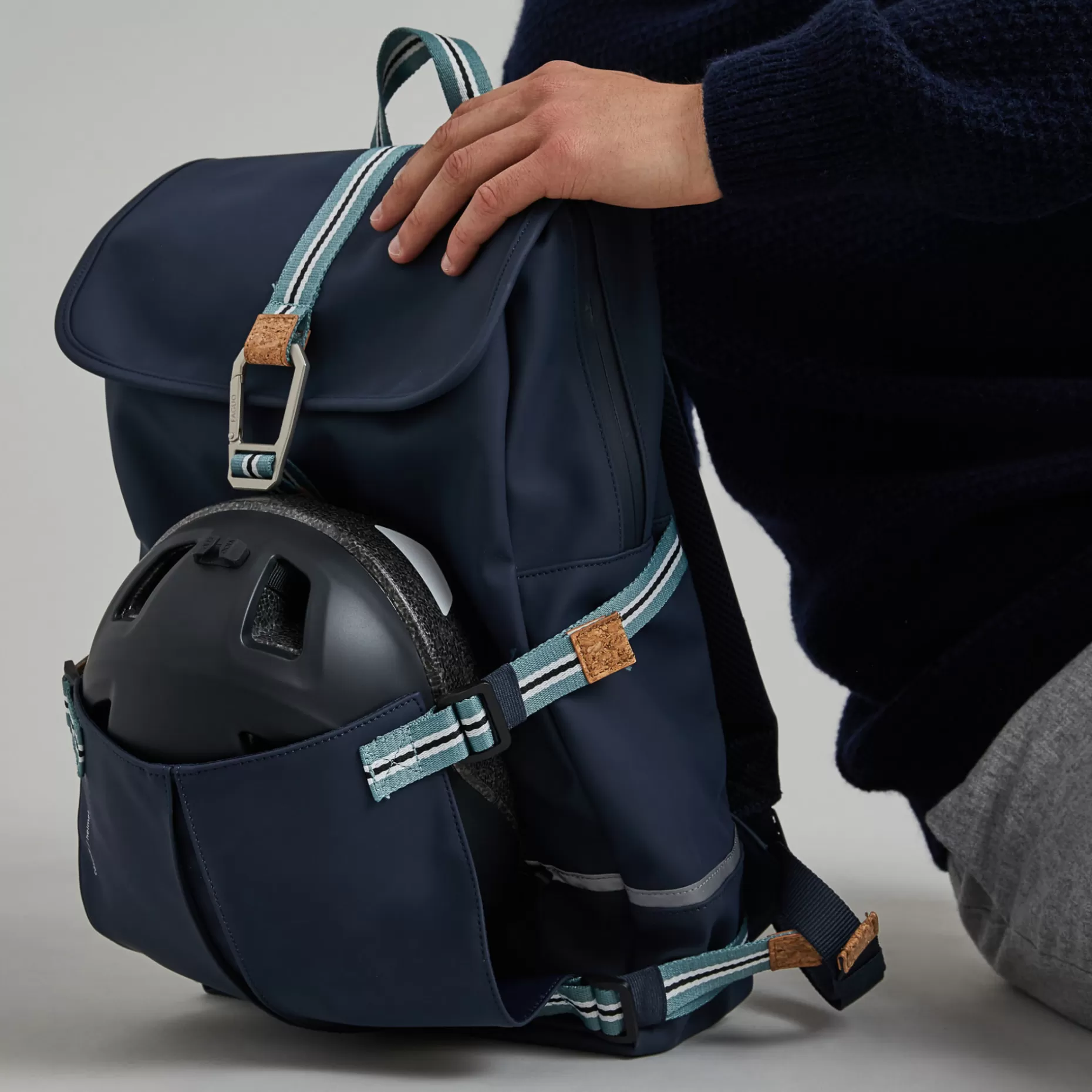 FAGUO Sacs Déperlants*Sac A Dos En Polyester Recycle Bleu Marine - Modele Commuter